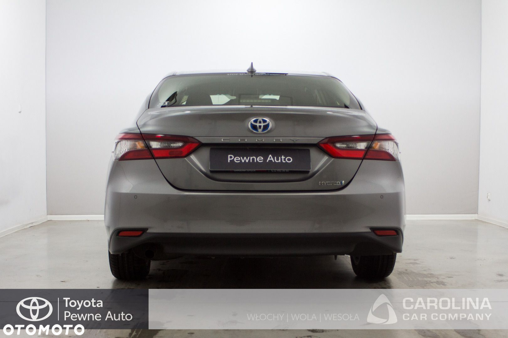 Toyota Camry - 16