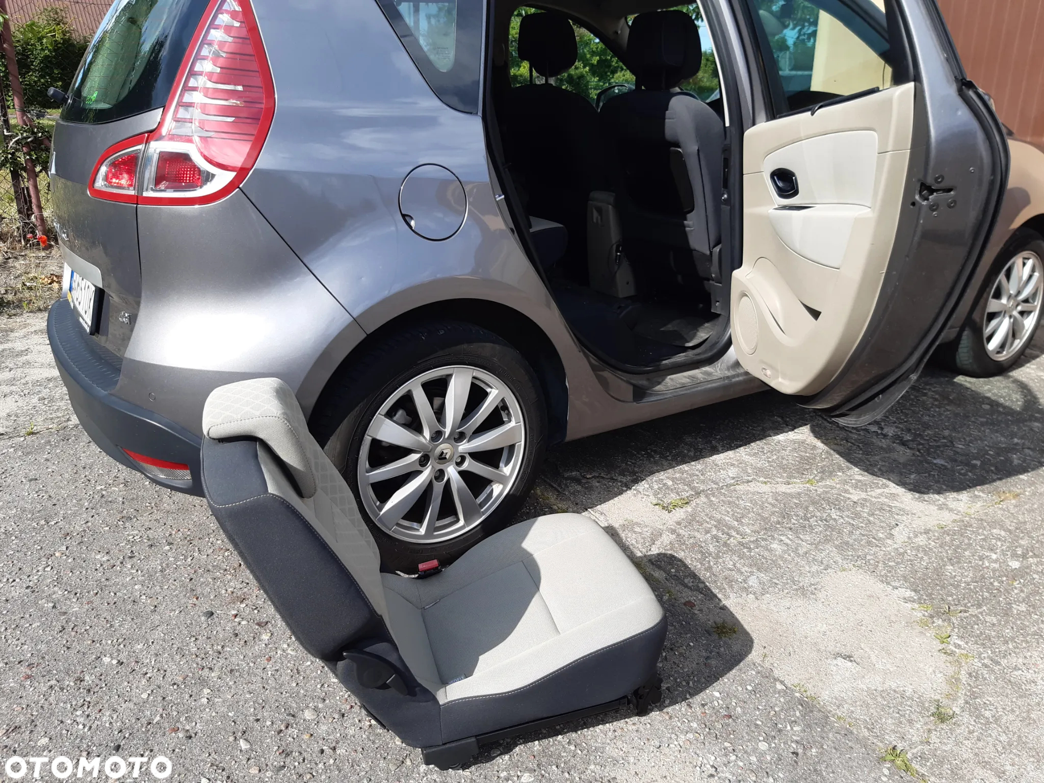Renault Scenic 1.5 dCi Tech Run - 6