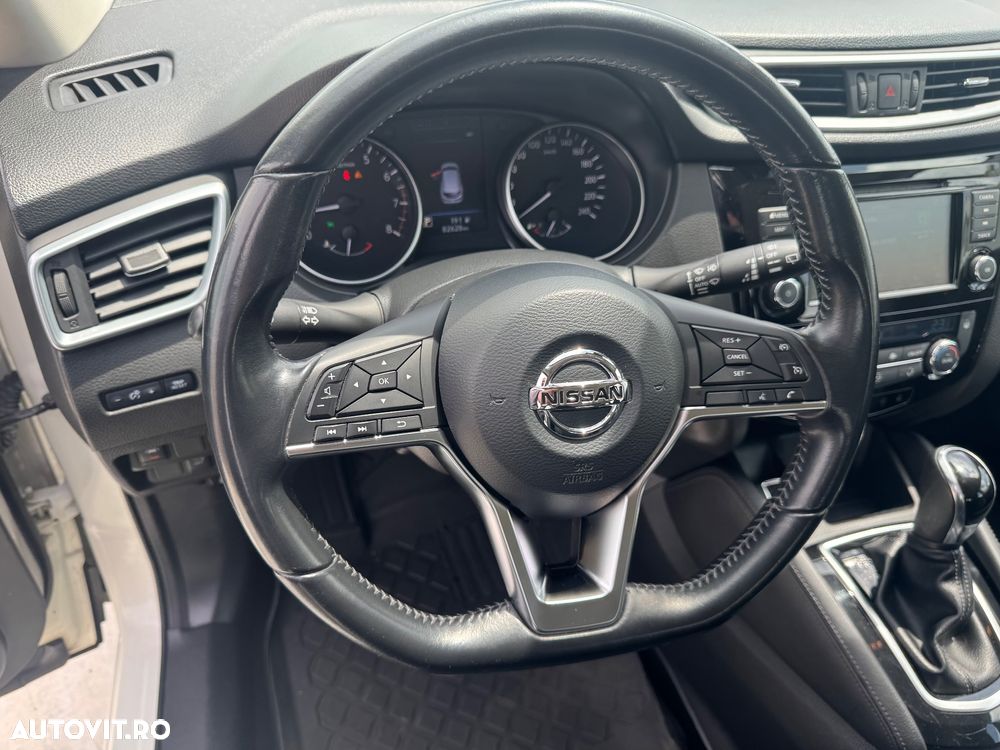 Nissan Qashqai 1.3 DIG-T DCT ACENTA - 13