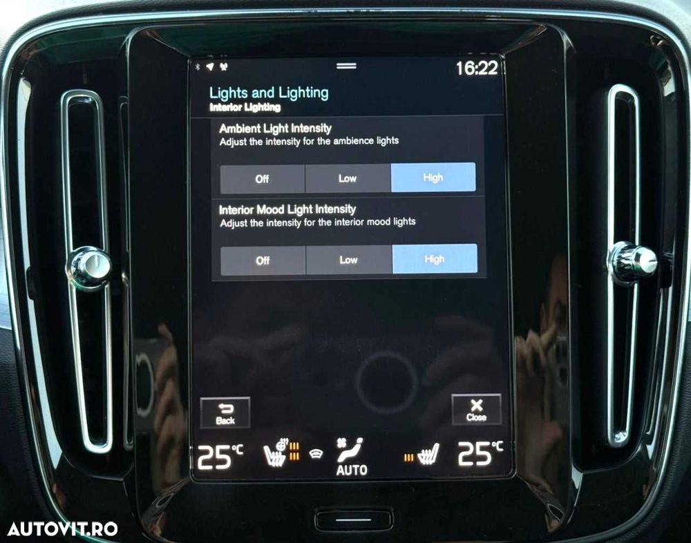 Volvo XC 40 Recharge T5 Twin Engine AT7 Inscription - 39