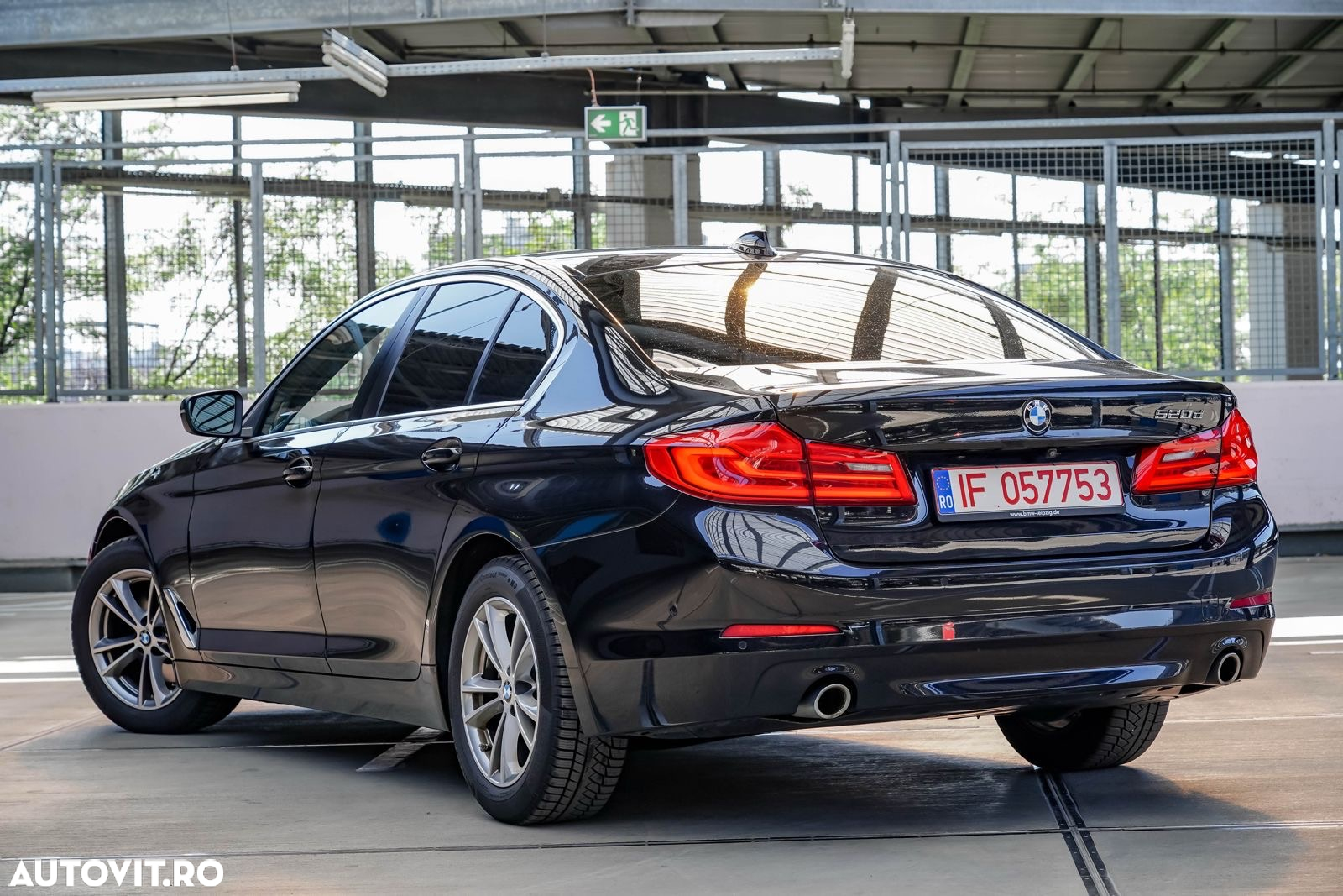 BMW Seria 5 520d AT - 8