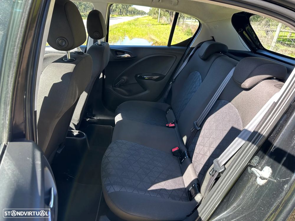 Opel Corsa 1.4 120 Anos - 11