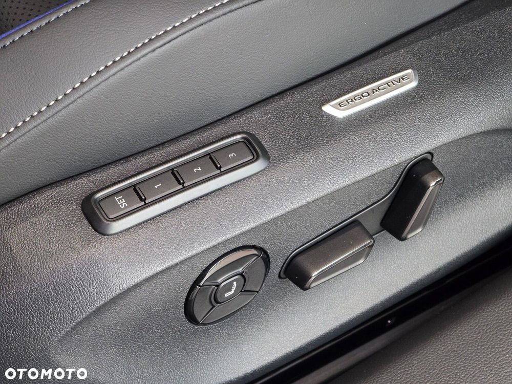 Volkswagen Passat Variant 2.0 TSI R-Line Plus DSG - 12