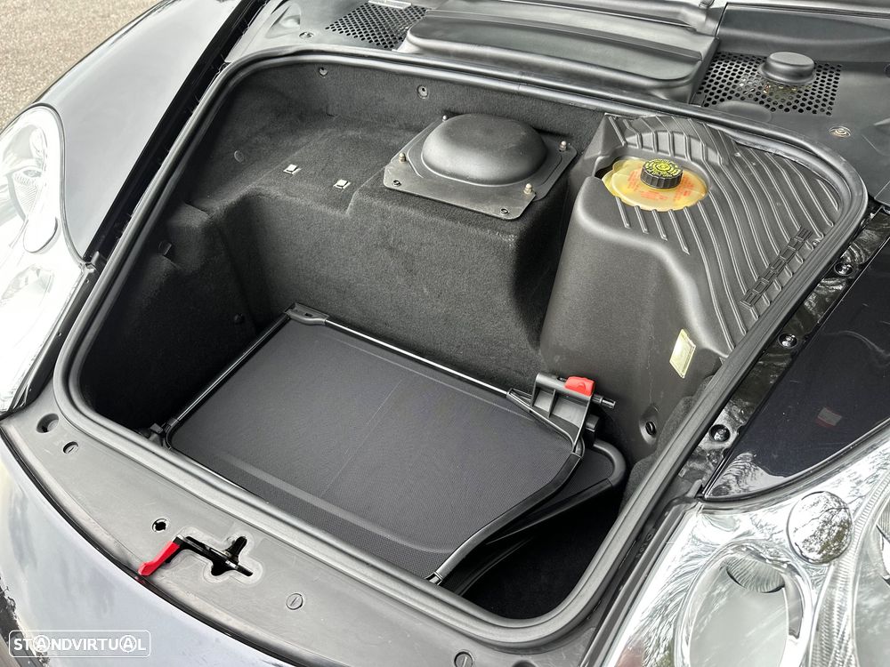 Porsche 911 (996) Turbo - 54