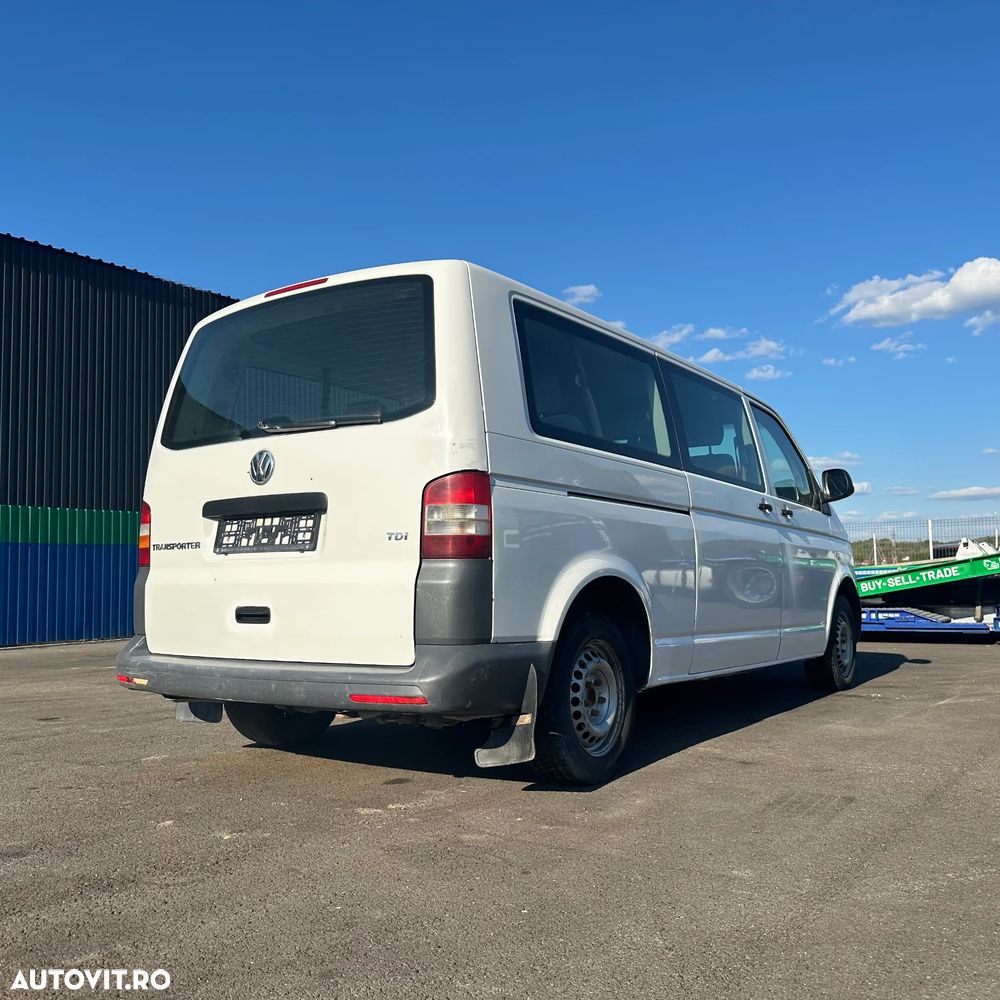 Volkswagen Transporter - 5