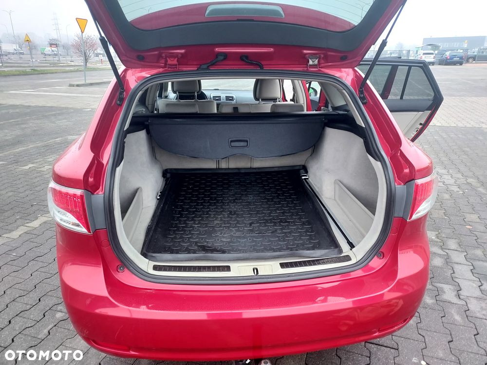 Toyota Avensis 2.0 D-4D Sol plus+NAVI - 15