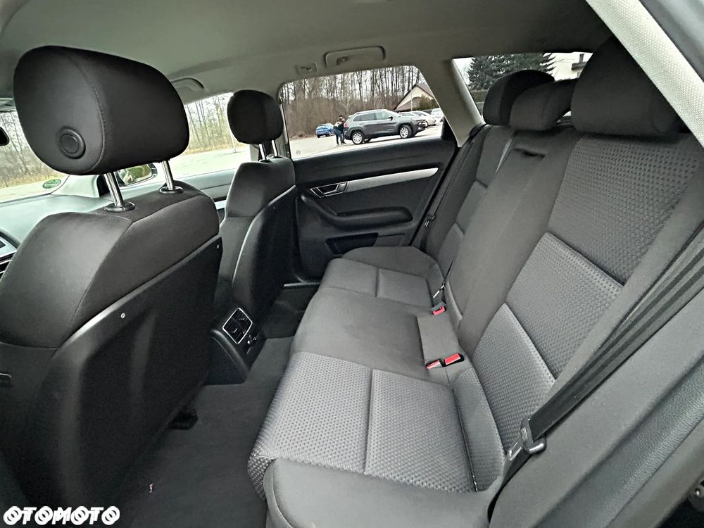 Audi A6 Avant - 19