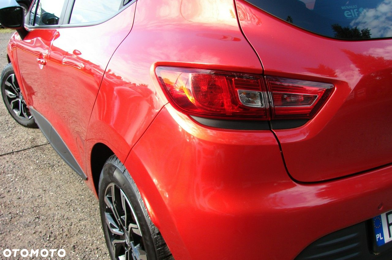 Renault Clio - 17