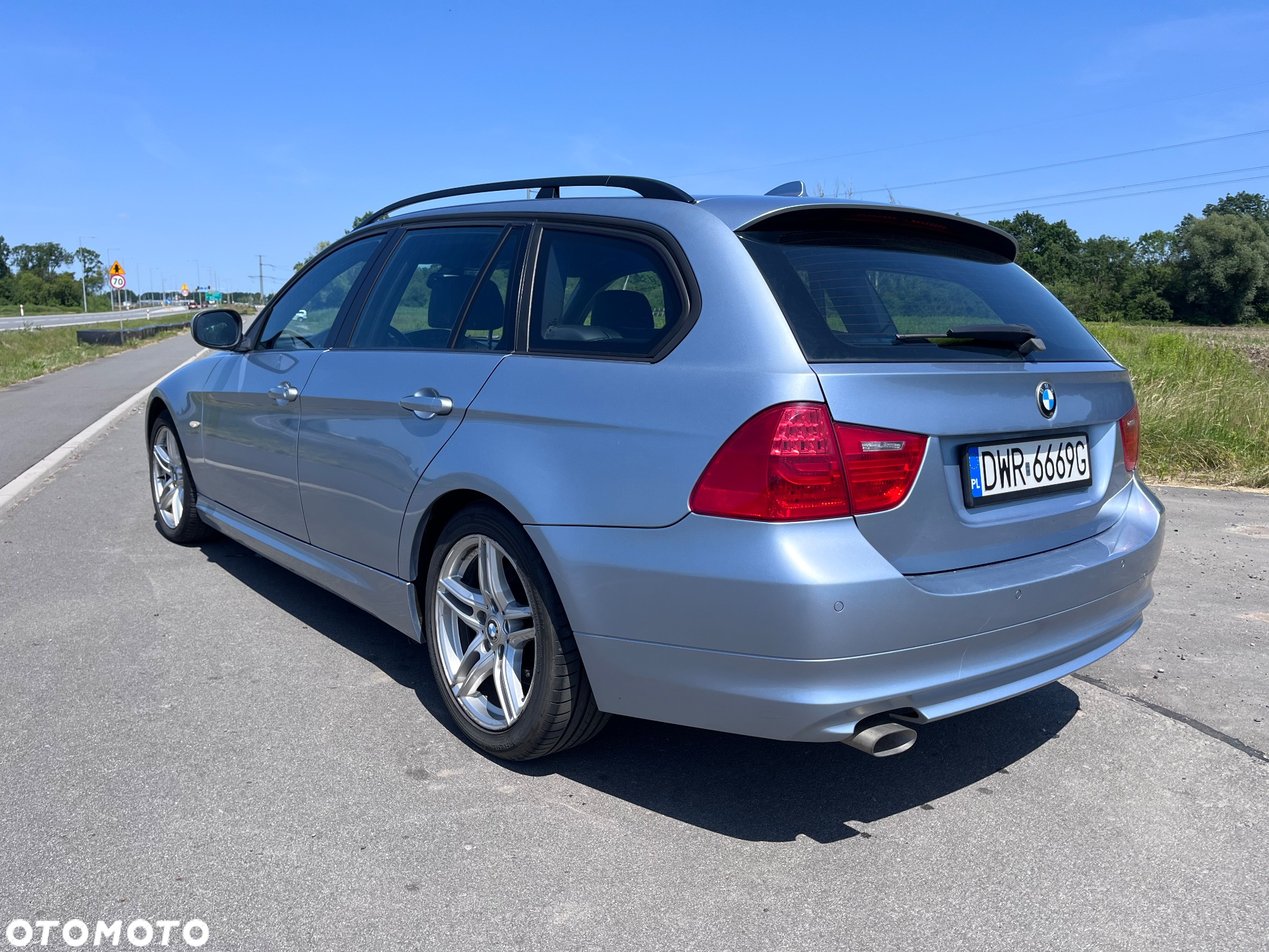 BMW Seria 3 318d Touring - 3