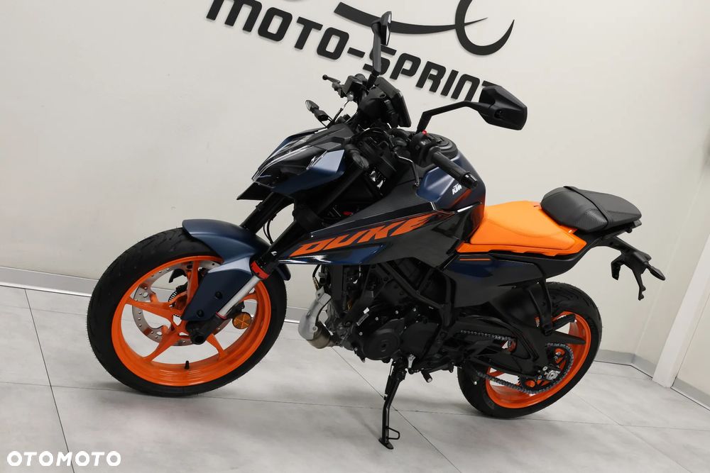KTM Duke 125 - 9