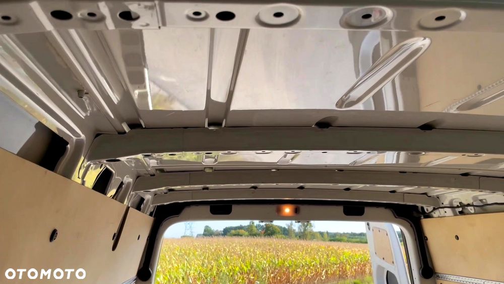 Volkswagen CRAFTER - 27