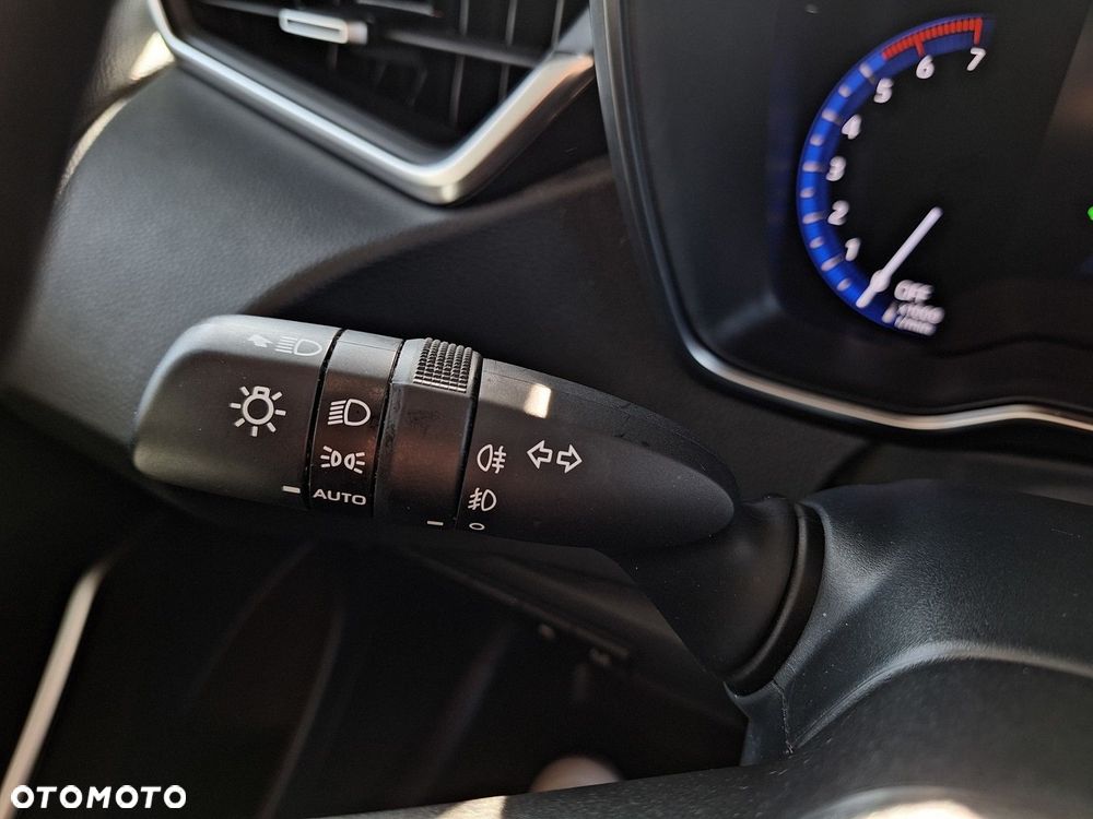 Toyota Corolla 1.8 Hybrid Comfort - 34