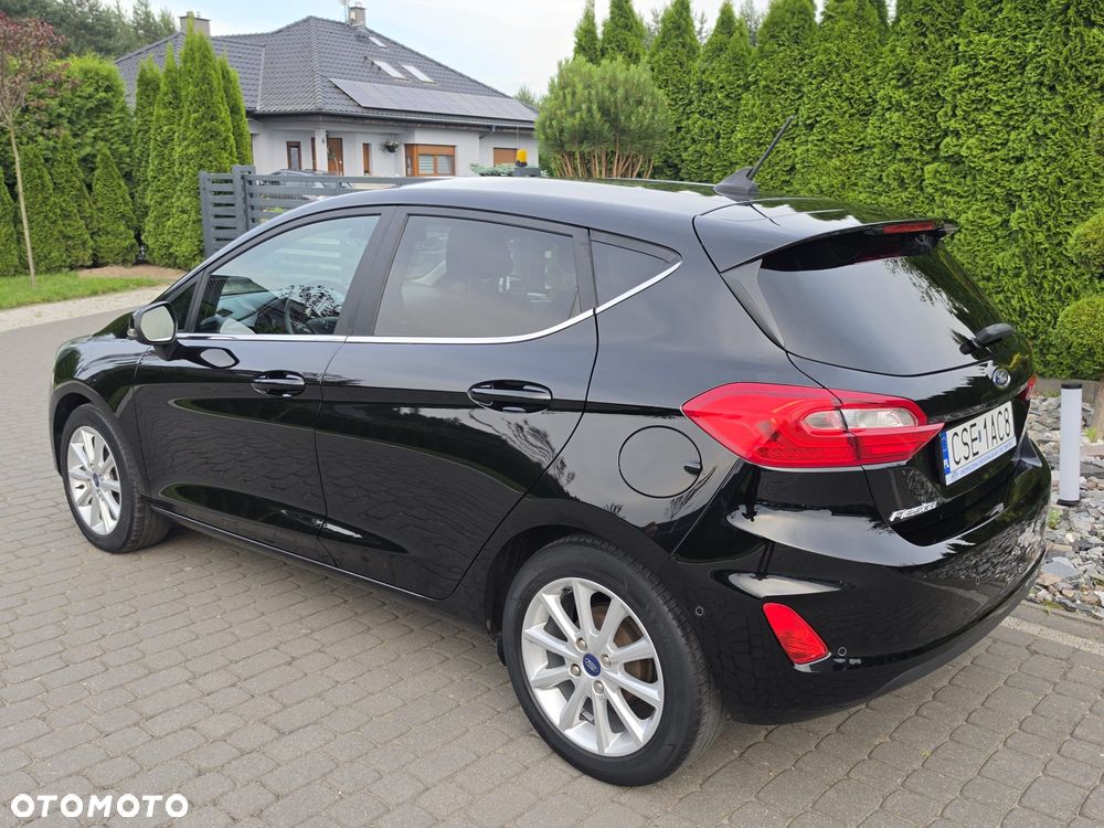 Ford Fiesta 1.0 EcoBoost S&S TITANIUM - 11
