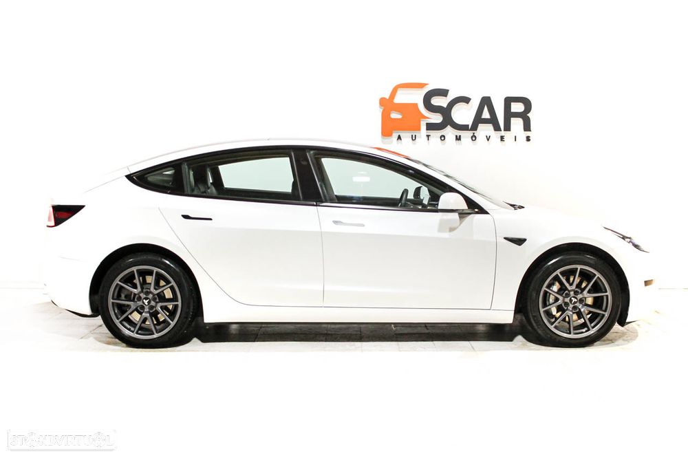 Tesla Model 3 Long Range Tração Traseira - 4
