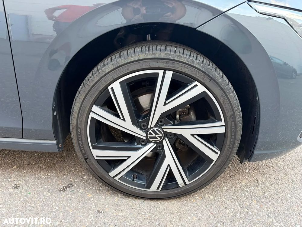 Volkswagen Golf - 7