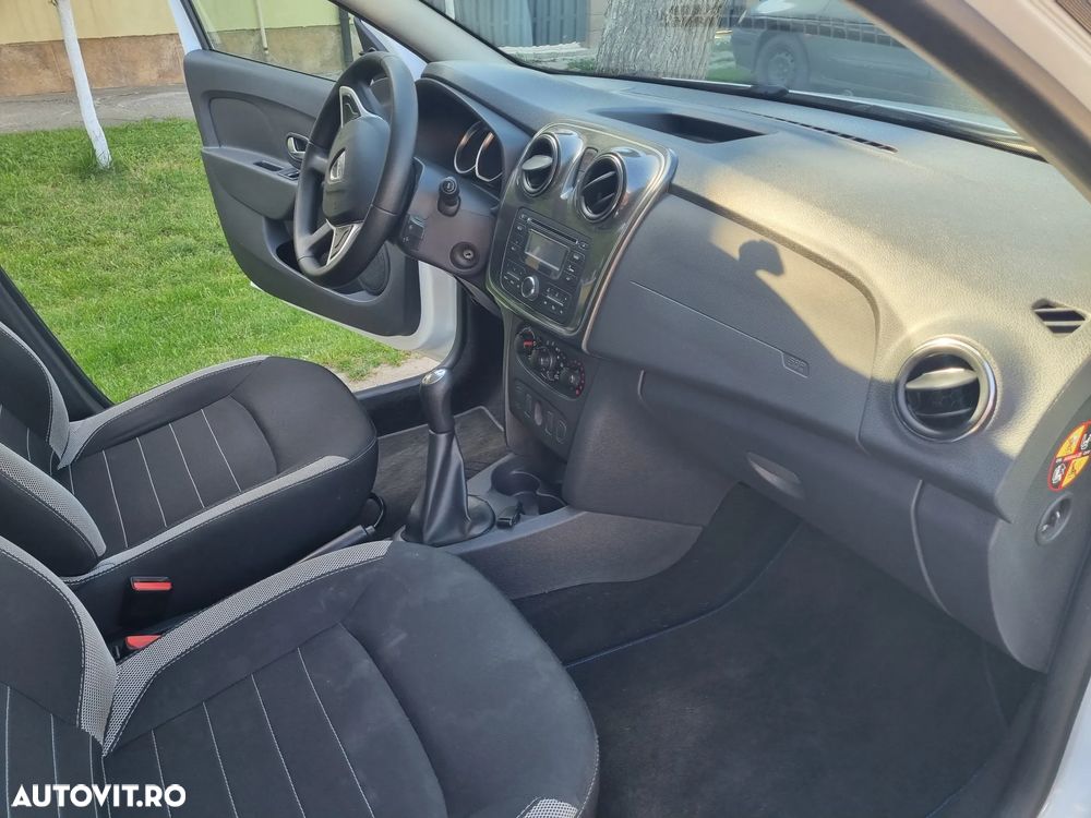 Dacia Sandero 0.9 90CP Stepway - 11