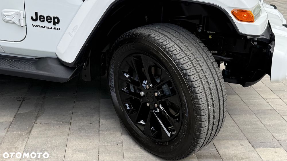Jeep Wrangler - 14