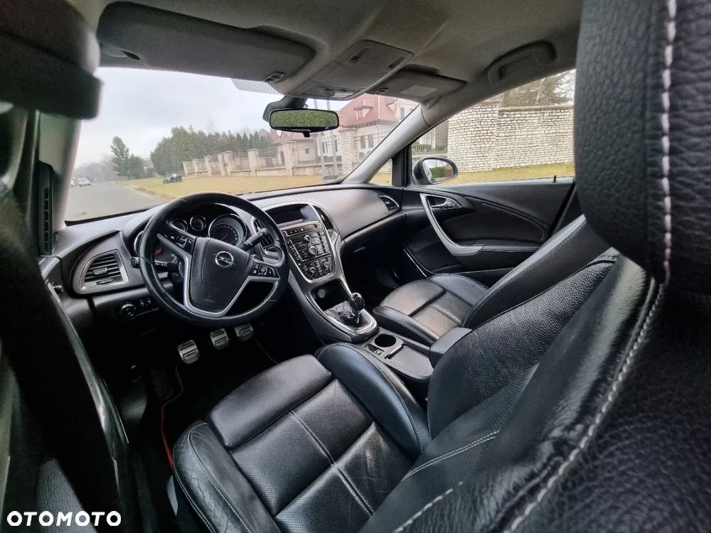 Opel Astra 1.4 T Sport S&S - 8