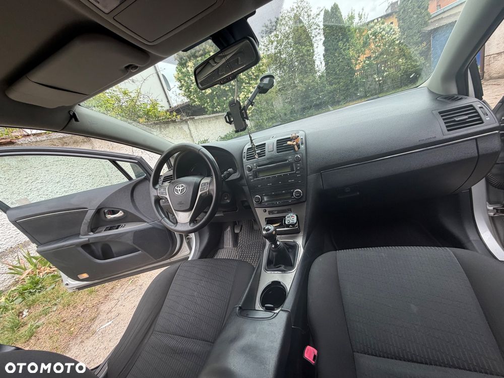 Toyota Avensis 2.0 D-4D Sol - 6
