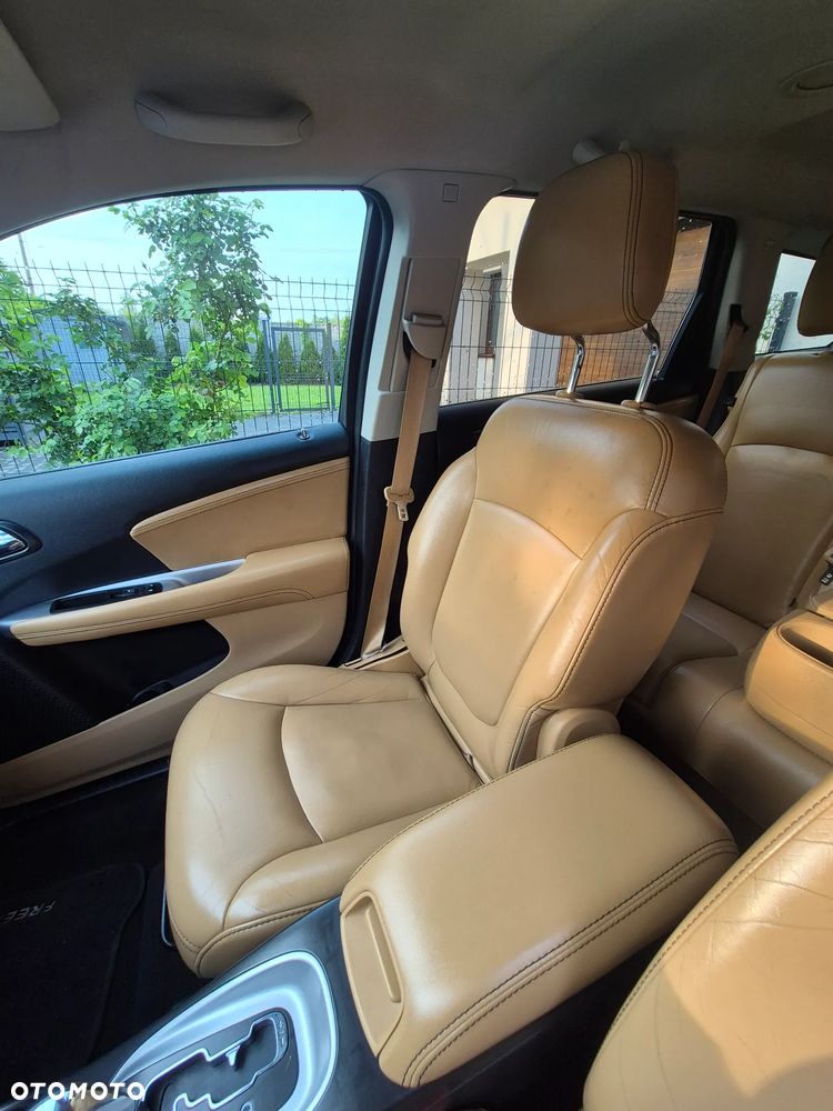 Fiat Freemont 2.0 Multijet Lounge AWD - 33