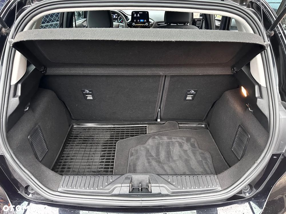 Ford Fiesta 1.1 S&S TITANIUM - 8