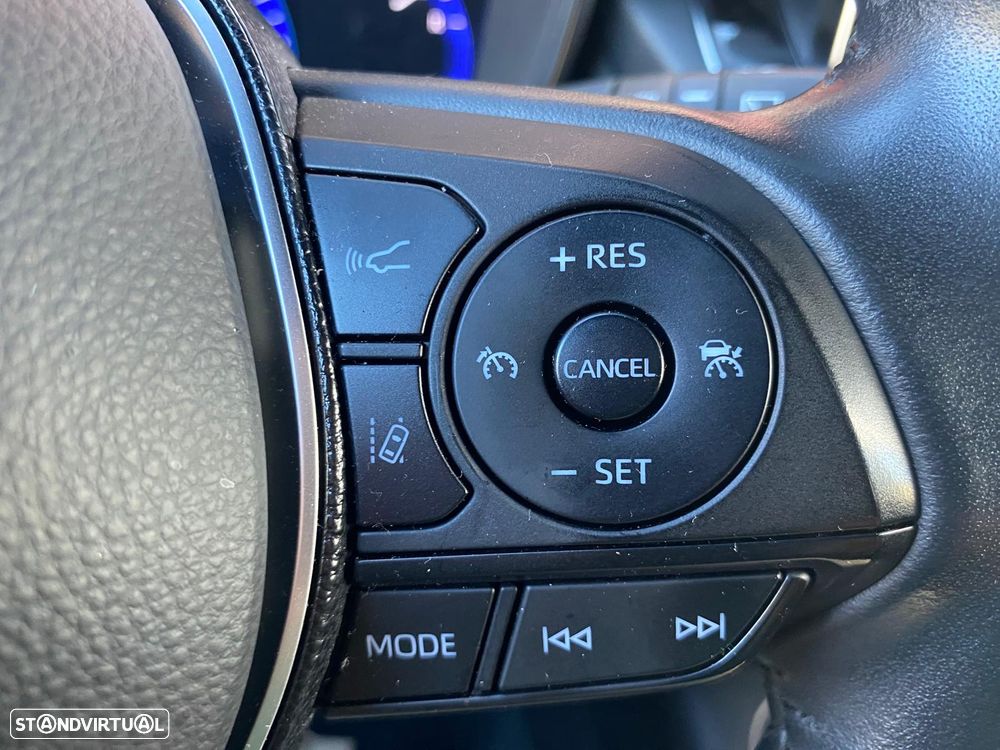 Toyota Corolla Touring Sports 1.8 Hybrid Comfort+P.Sport - 22