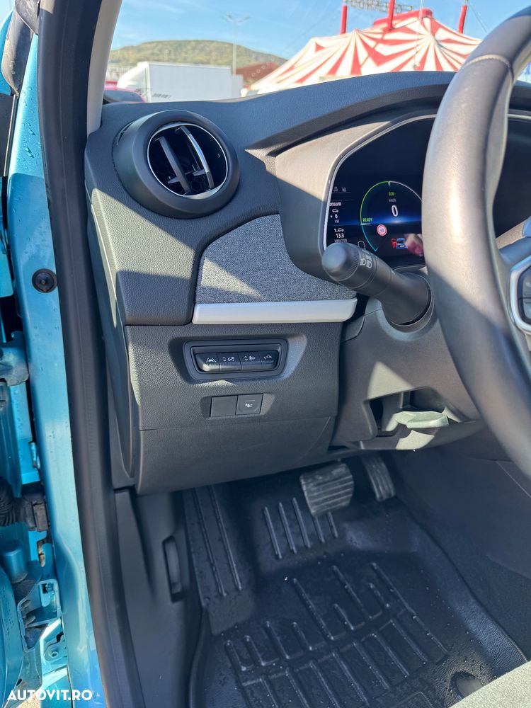 Renault ZOE - 13