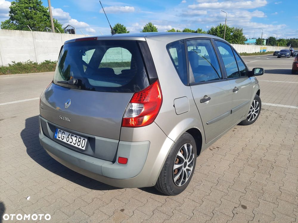 Renault Scenic 1.5 dCi Alize - 1