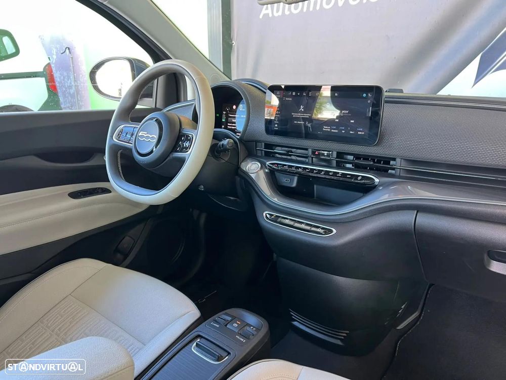 Fiat 500e La Prima - 14
