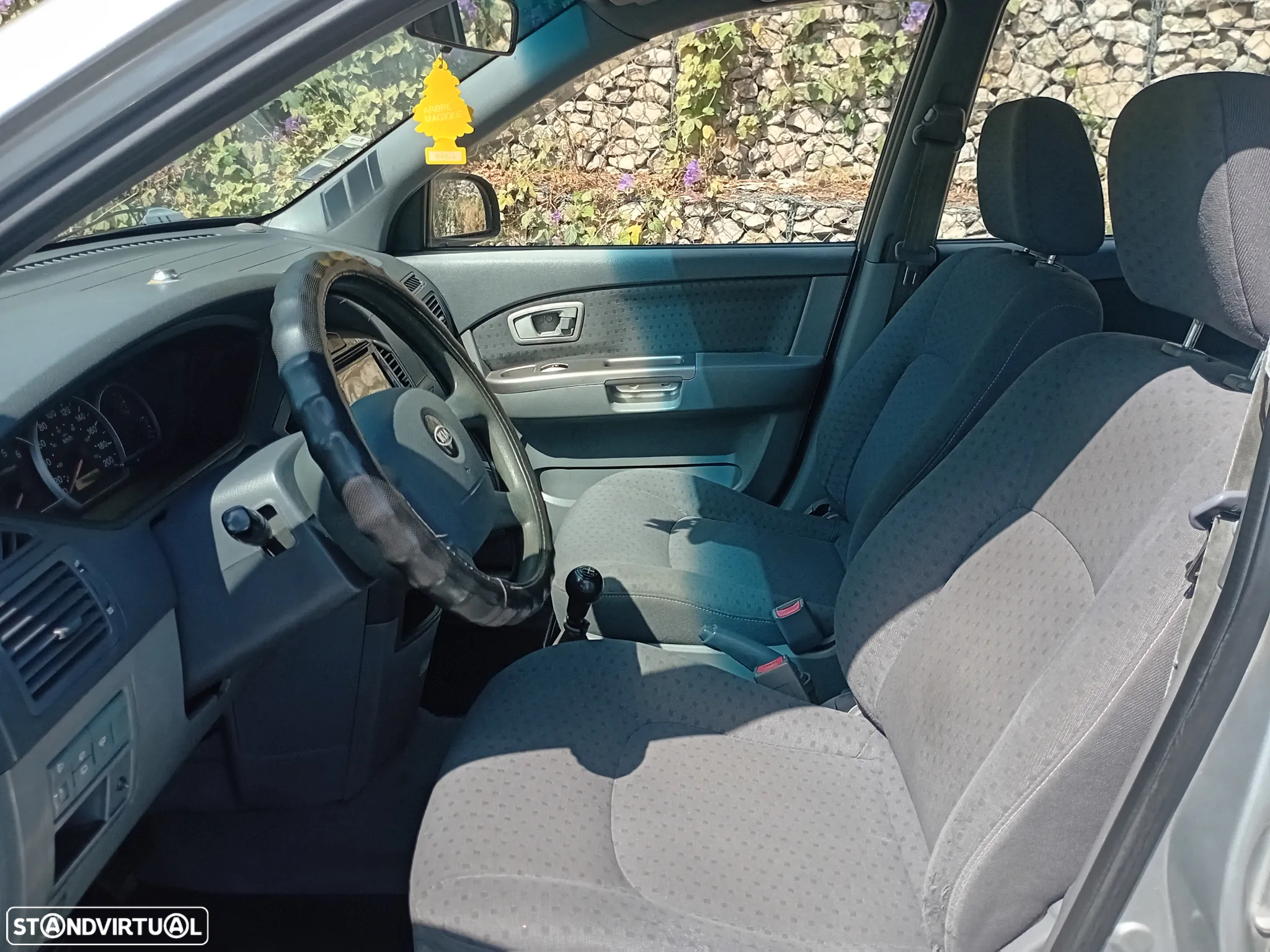 Kia Carens 2.0 CRDi EX Confort - 17