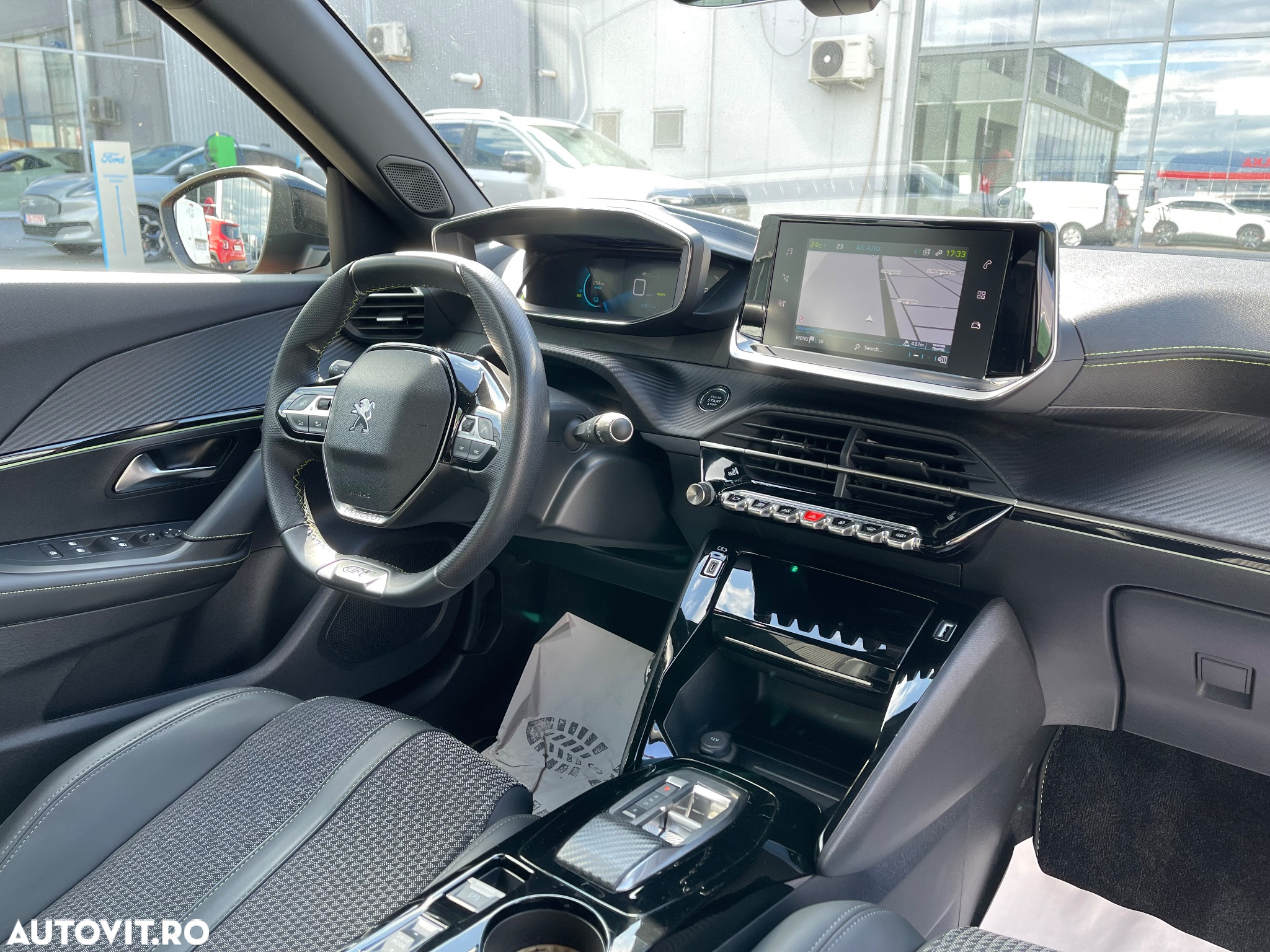 Peugeot 2008 e-2008 GT - 6