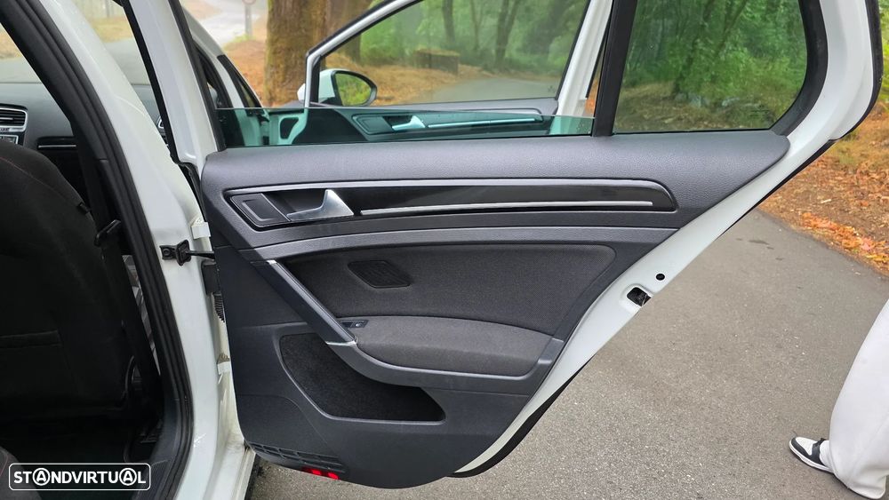 VW Golf 2.0 GTI - 14