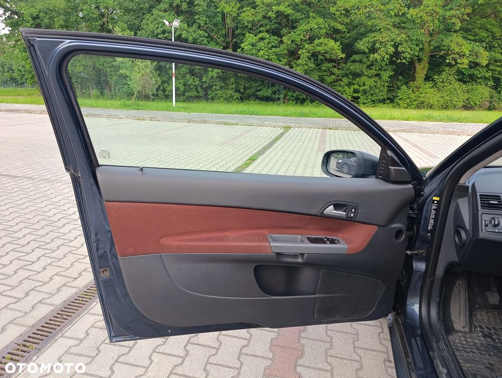Volvo C30 1.6D - 11