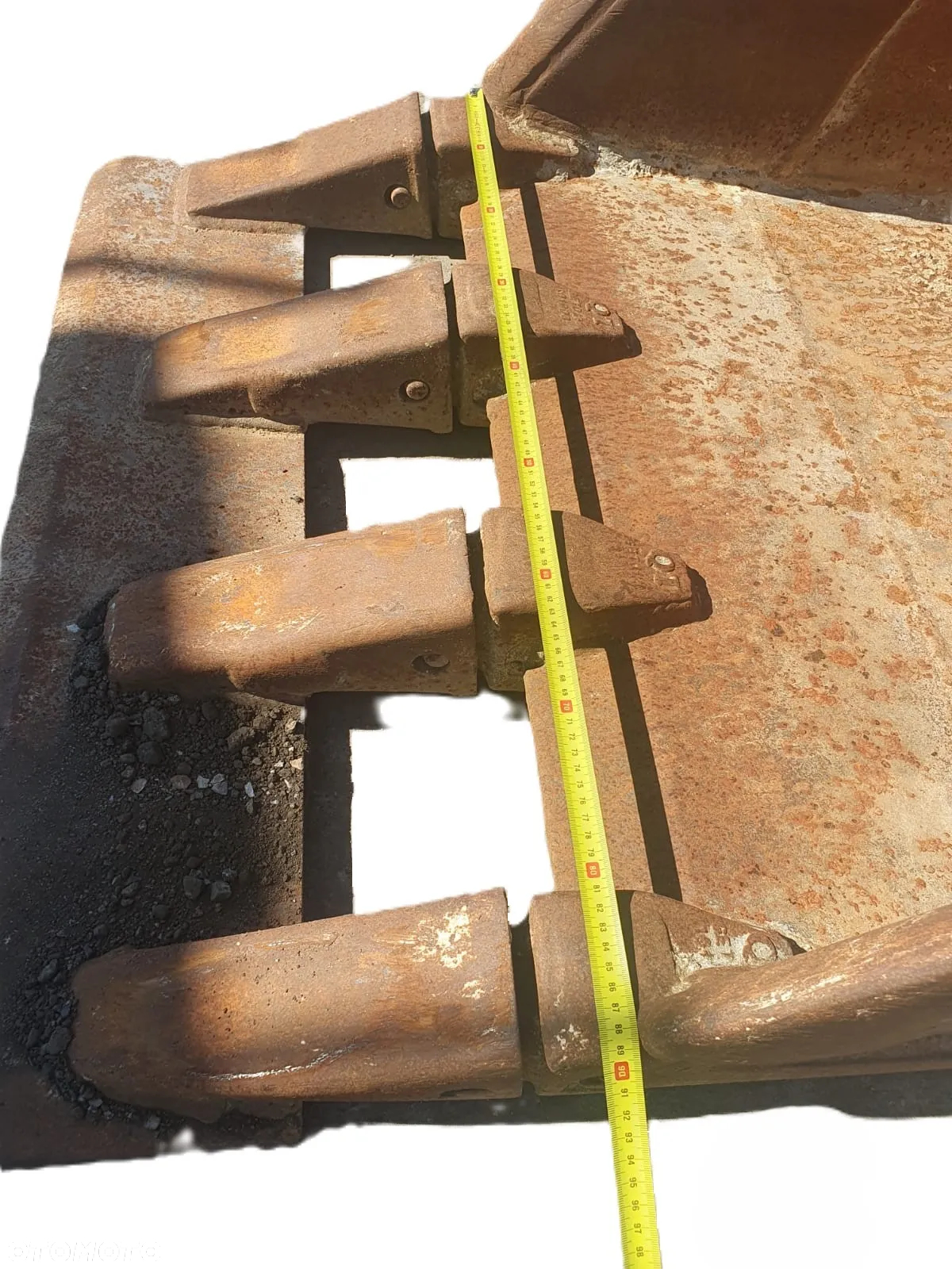 Łyżka używana 90cm z zębami JCB JS220 nr. 7122 - 5