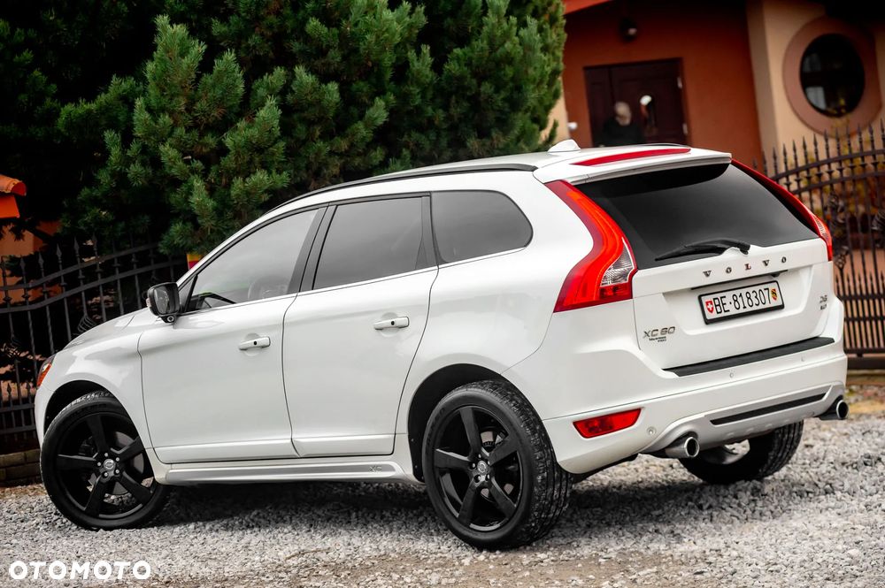 Volvo XC 60 D5 AWD RDesign - 10