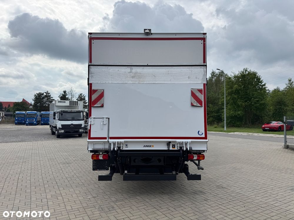 Mercedes-Benz ATEGO - 10