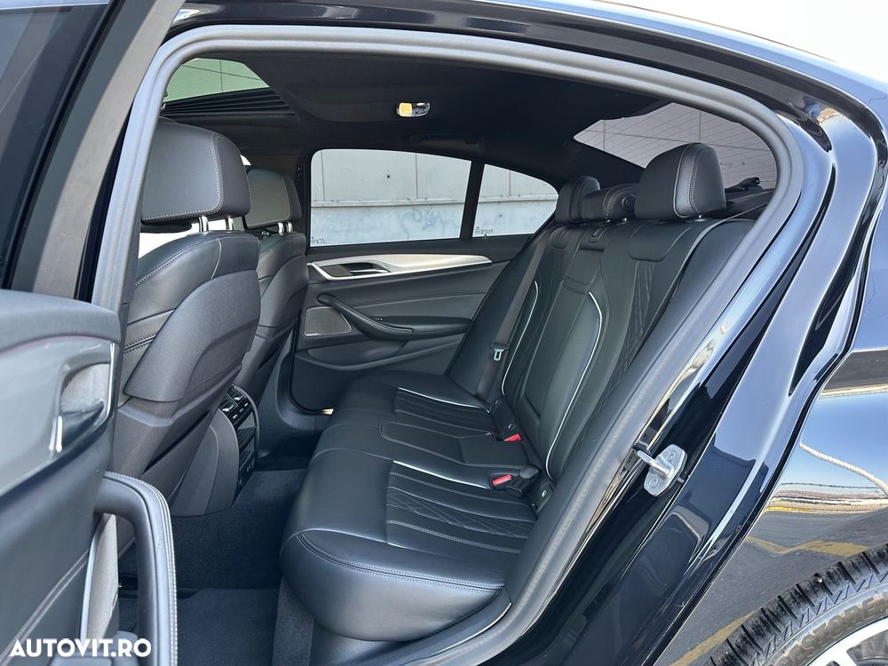 BMW Seria 5 520i Aut. M Sport Edition - 12