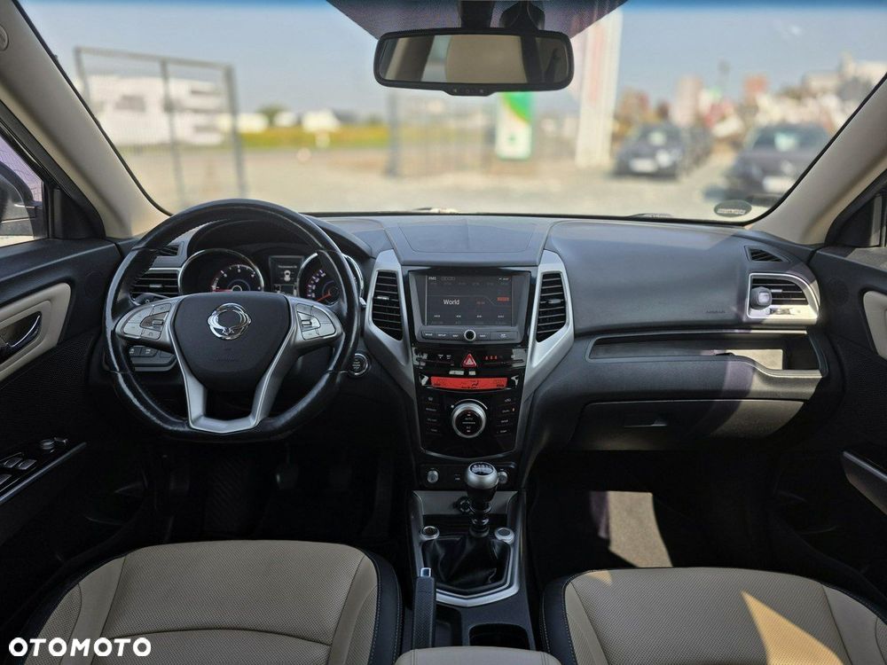 SsangYong/KGM Tivoli 1.6 D Crystal Base - 11