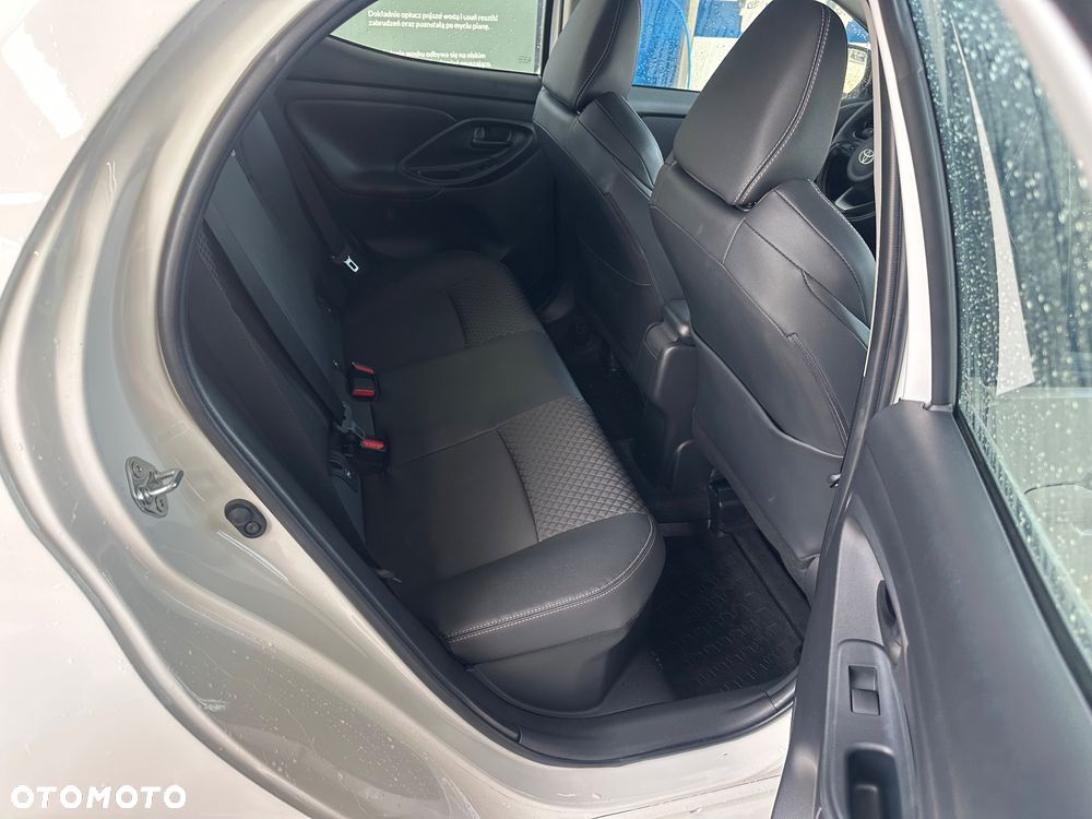 Toyota Yaris Hybrid 1.5 Comfort - 14