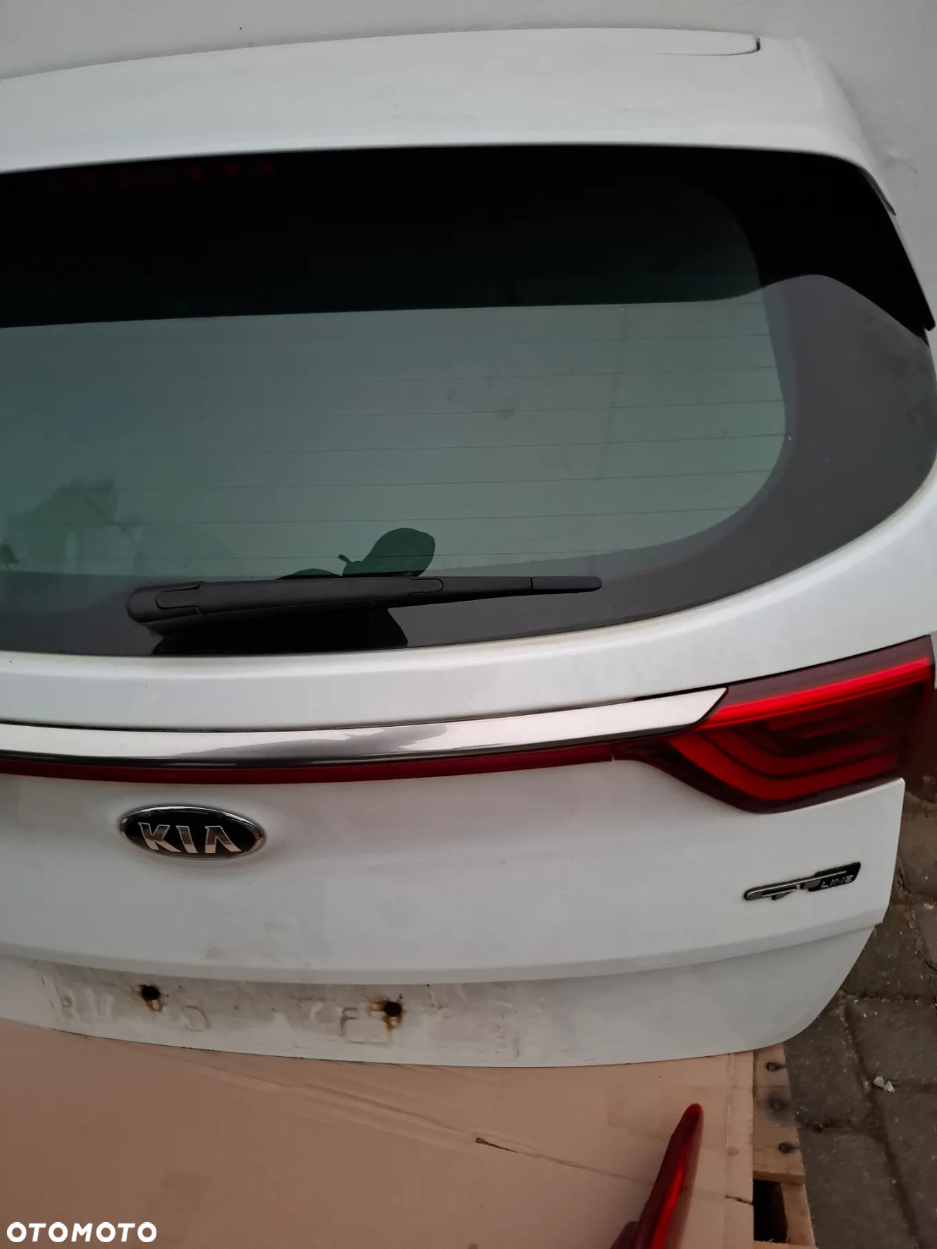 KIA SPORTAGE IV 4 15- ZDERZAK TYŁ KOMPLETNY KLAPA BAGAZNIKA POKRYWA LAMPY DEMONTAZ HW BIAŁY W KOLOR DEMONTAZ - 12
