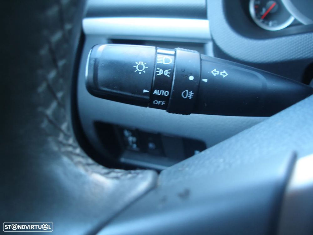 Suzuki Swift 1.2 VVT GLX - 30