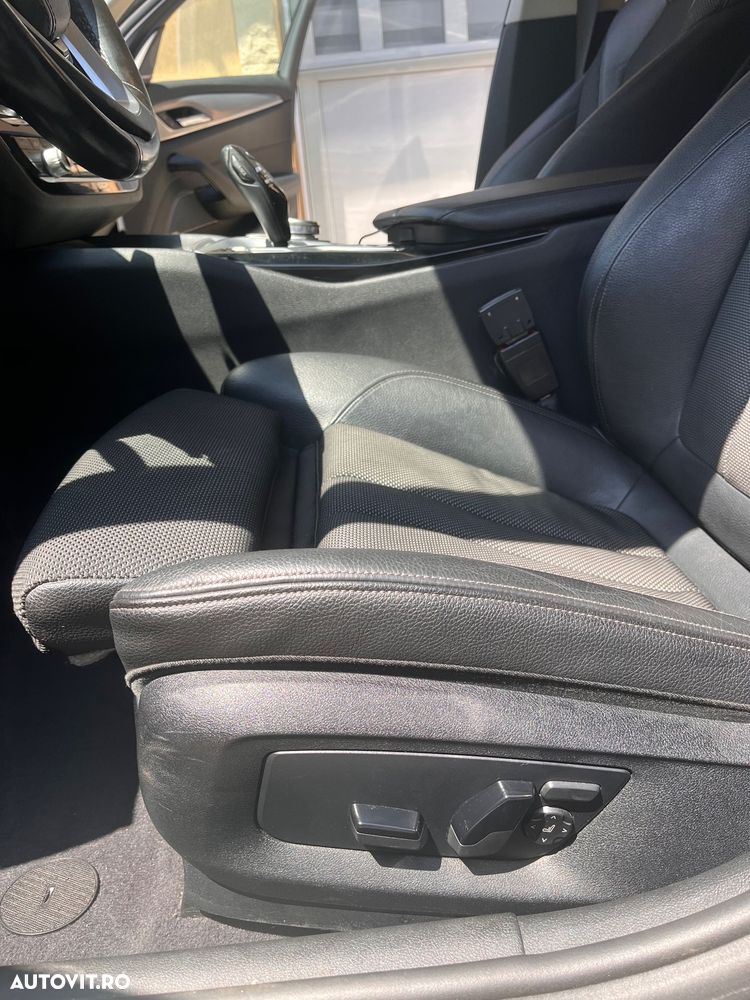BMW Seria 5 520d Aut. Sport Line - 8