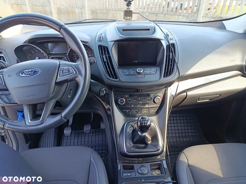 Ford Kuga 1.5 EcoBoost FWD Titanium - 8