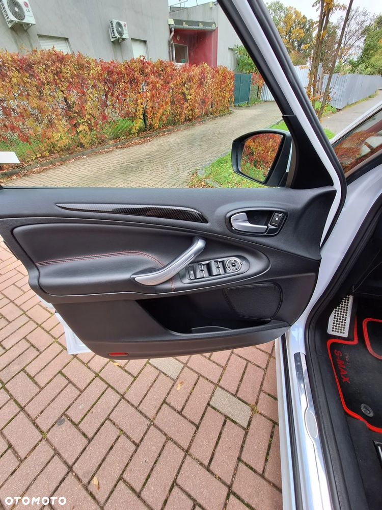 Ford S-Max 2.0 EcoBoost Titanium - 18