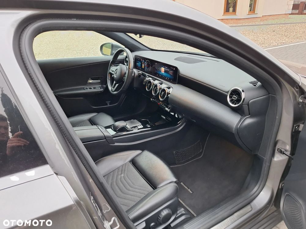 Mercedes-Benz Klasa A 180 d 7G-DCT - 9
