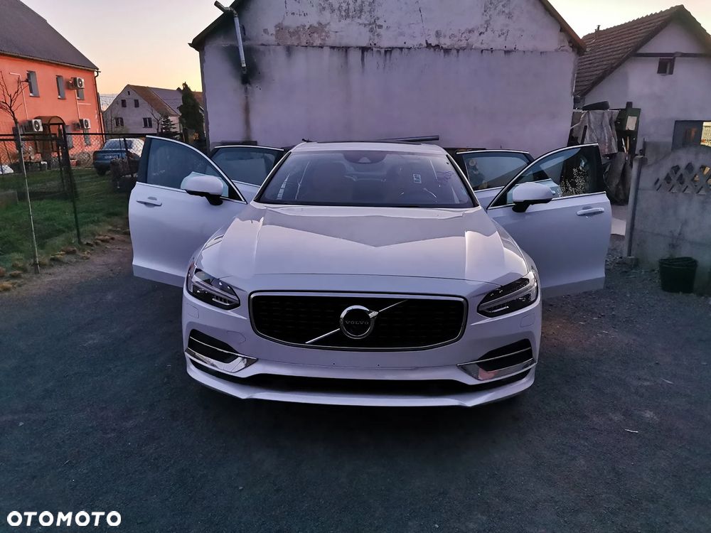 Volvo S90 T5 Momentum - 27