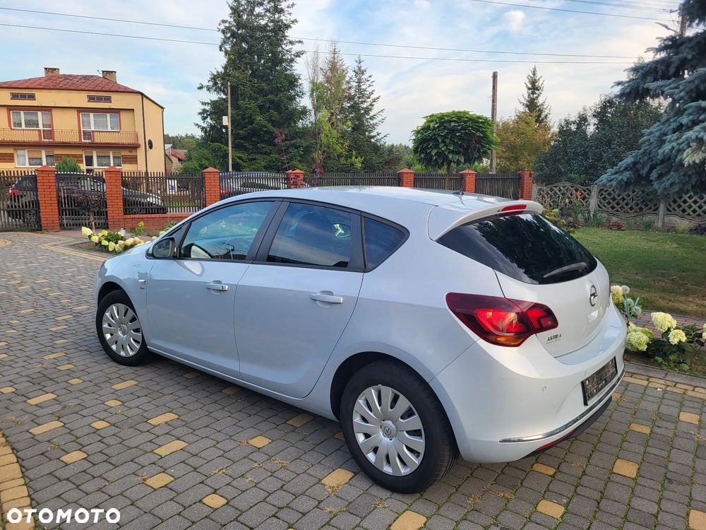 Opel Astra 1.4 Turbo ENERGY - 11