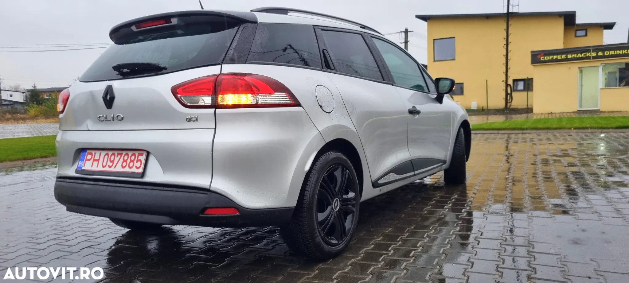 Renault Clio - 19