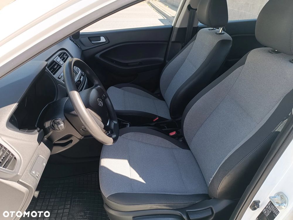 Hyundai i20 1.2 Classic Plus - 3