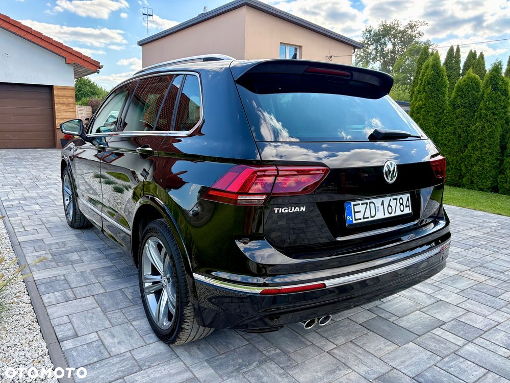 Volkswagen Tiguan 2.0 TDI SCR 4MotION DSG R-Line - 12